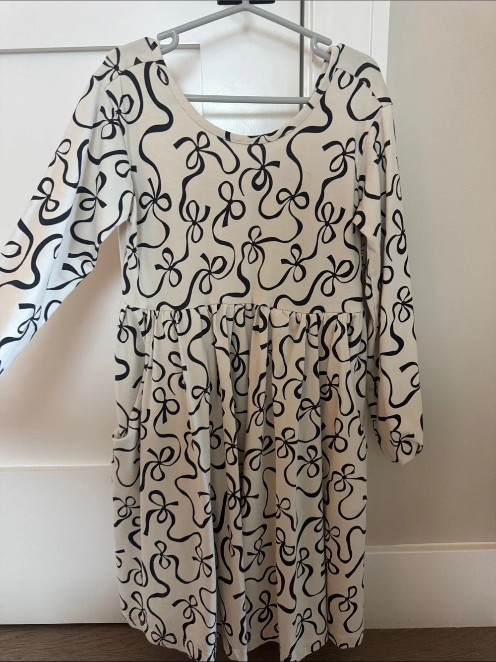 Hanna Andersson Cream Dress with Black Bow Print